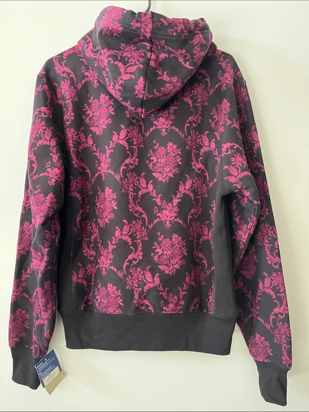 NWT Champion brocade paisley pattern reverse weave men’s small hoodie in berry - Picture 6 of 6
